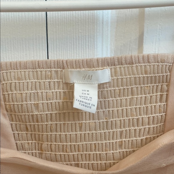 H&M Tan Ruched Ruffled Blouse - Picture 2 of 4